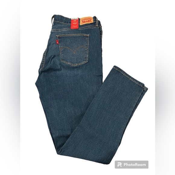 Ladies Levi Slimming Skinny Jeans - Picture 2 of 3